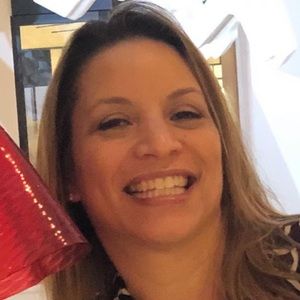 Meet your Posher, Iliana